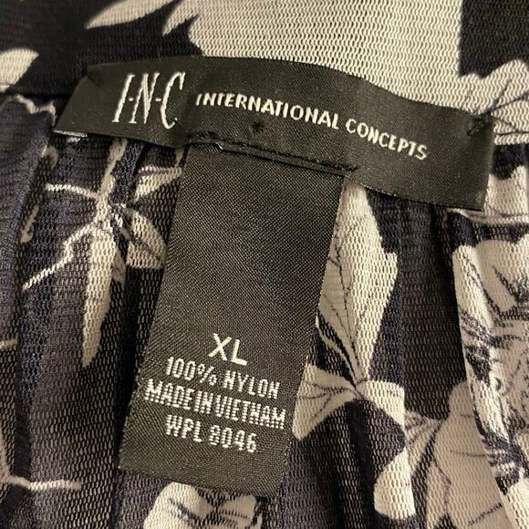 Floral Halter Tank Black White Sleeveless Top INC International Concepts XL - Picture 3 of 6